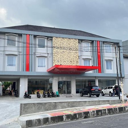 Готель Reddoorz Premium At Jalan Diponegoro Lampung Бандар-Лампунг Екстер'єр фото