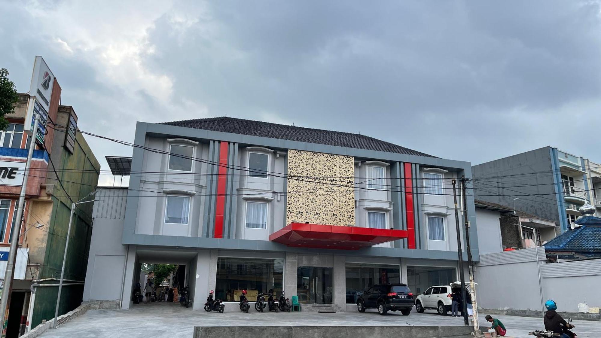Готель Reddoorz Premium At Jalan Diponegoro Lampung Бандар-Лампунг Екстер'єр фото