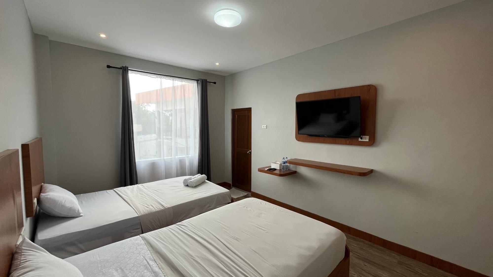 Готель Reddoorz Premium At Jalan Diponegoro Lampung Бандар-Лампунг Екстер'єр фото