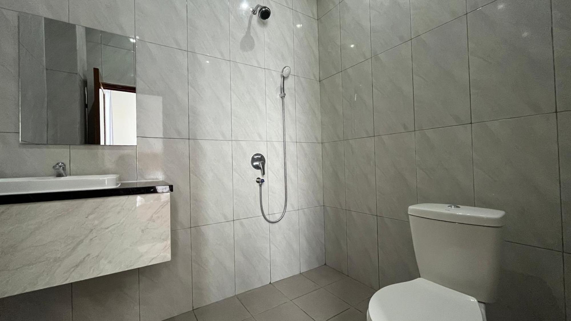 Готель Reddoorz Premium At Jalan Diponegoro Lampung Бандар-Лампунг Екстер'єр фото