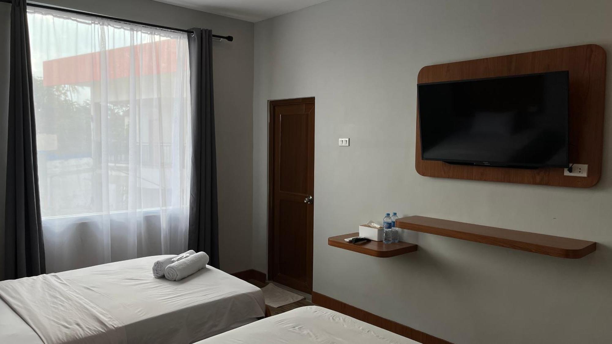 Готель Reddoorz Premium At Jalan Diponegoro Lampung Бандар-Лампунг Екстер'єр фото