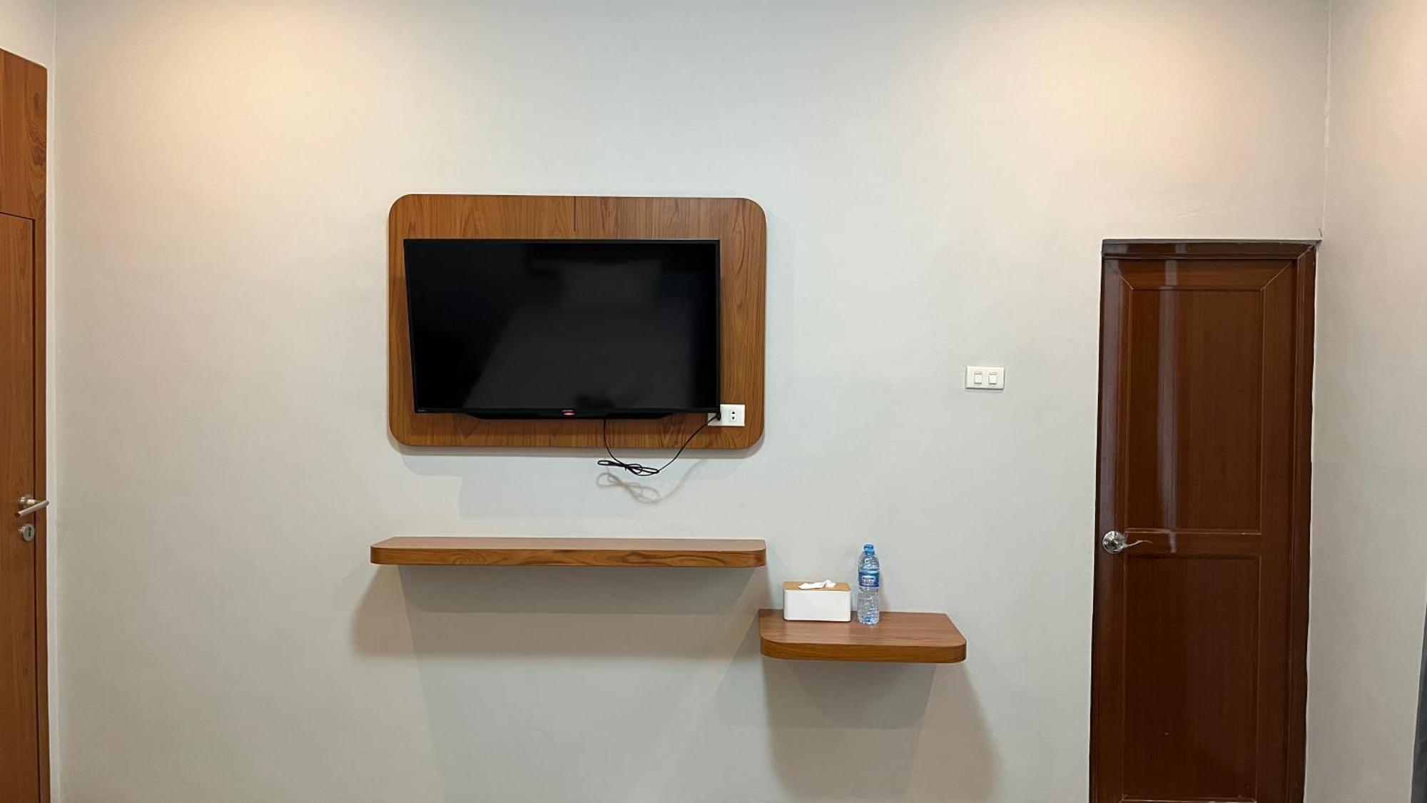 Готель Reddoorz Premium At Jalan Diponegoro Lampung Бандар-Лампунг Екстер'єр фото